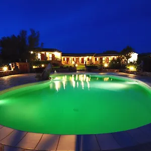  Farm stay Salmarina